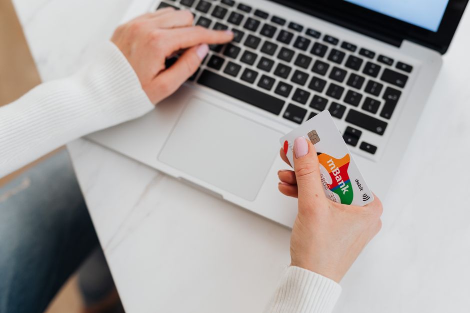 secure online banking laptop