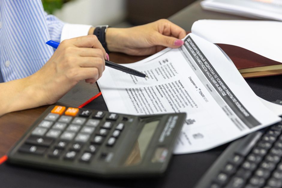 korean financial planning documents desk