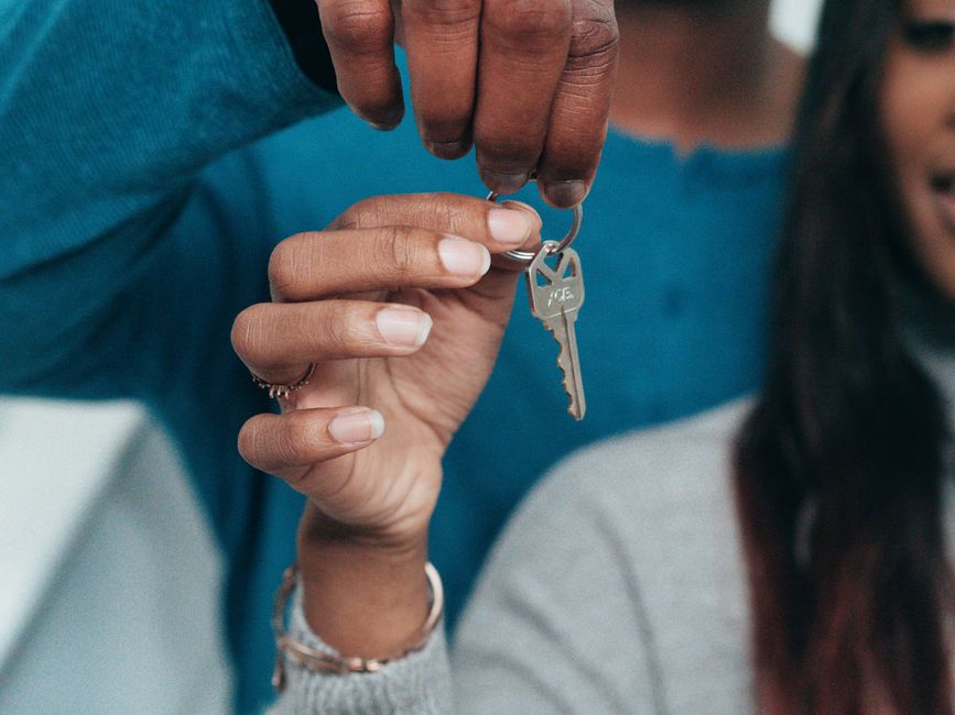 korean wedding couple new house keys