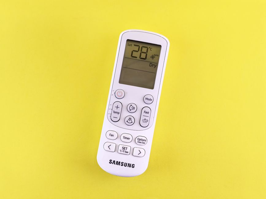 air conditioner remote control temperature setting