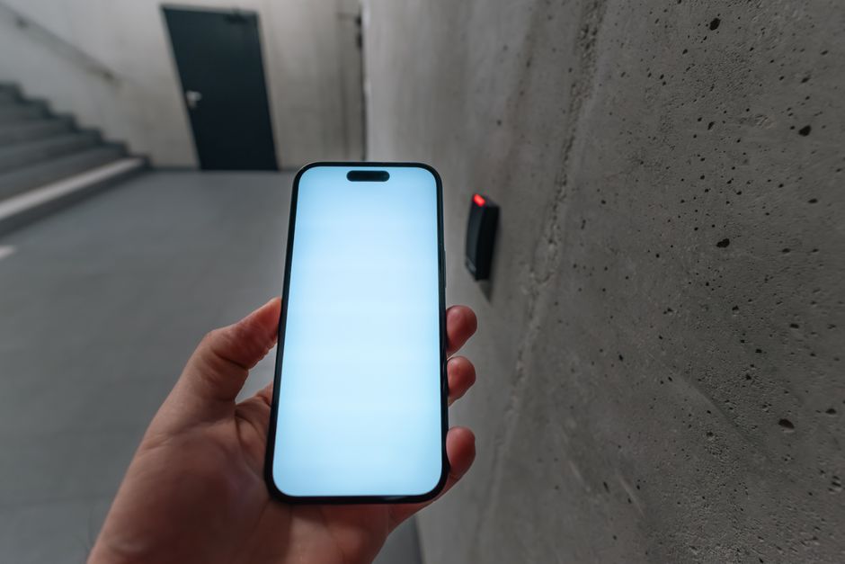 NFC smartphone scan icon