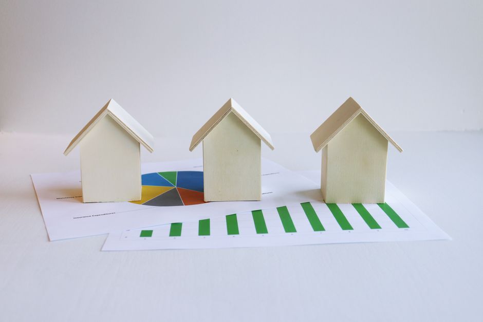 house price chart rising falling