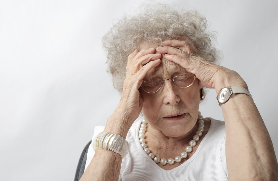 dizziness headache elderly