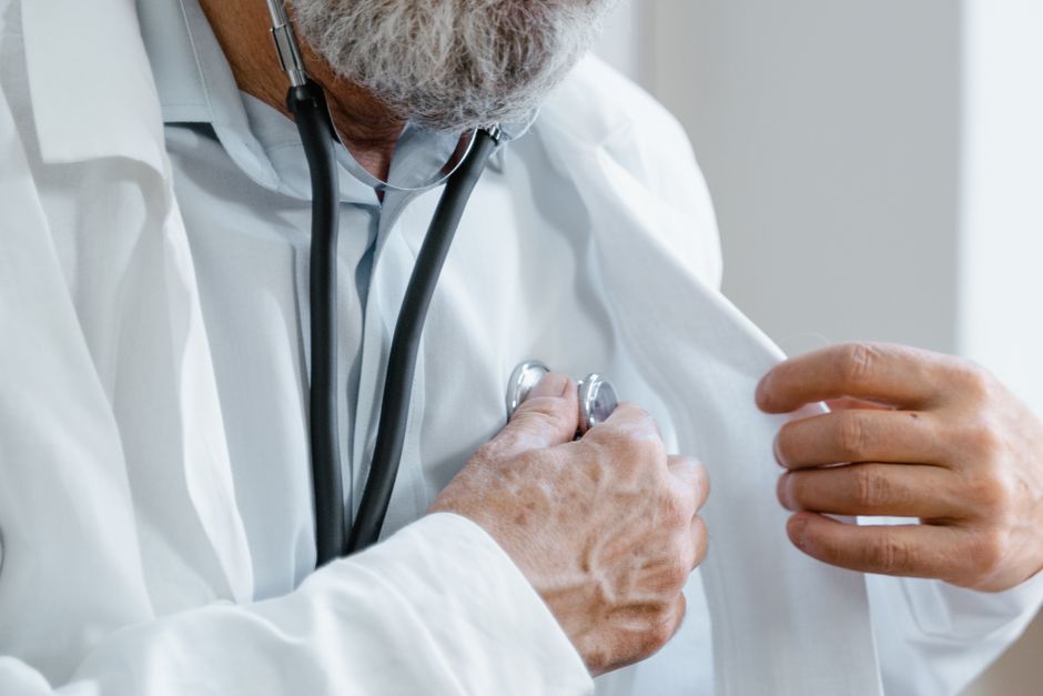 senior health checkup doctor