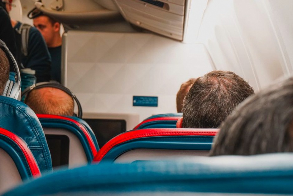 cramped airplane seat legroom
