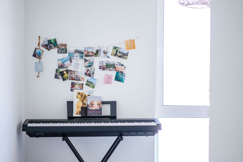 cozy living room hobby corner