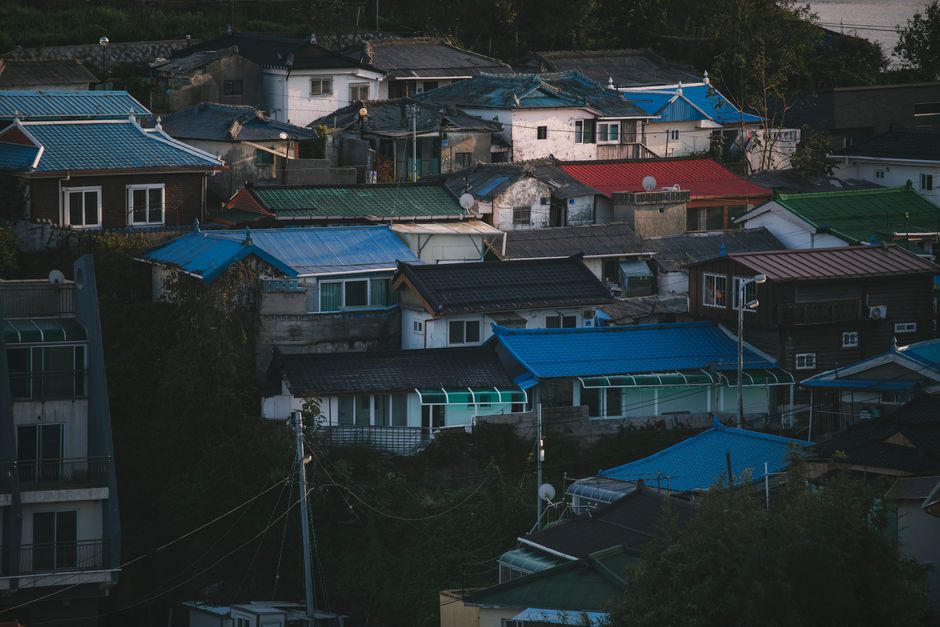 cooling shelter community center korea
