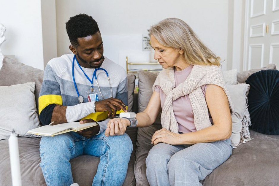 senior health assessment nurse visit