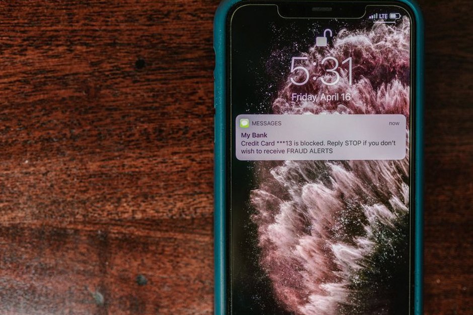 smartphone scam warning message