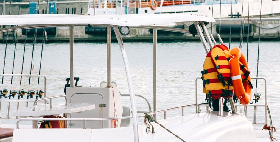 fishing safety equipment life vest