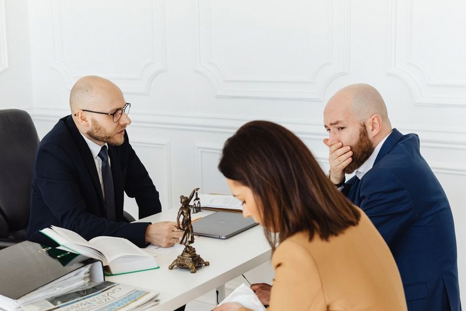 notary office consultation meeting