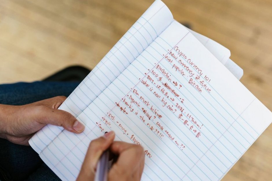 investment journal notebook writing