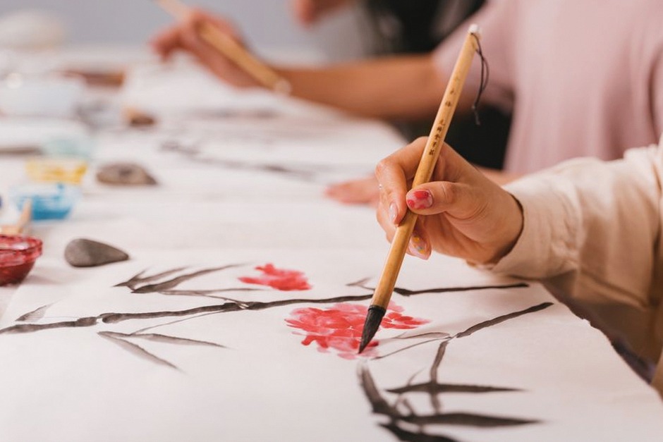 korean seniors hobby class painting