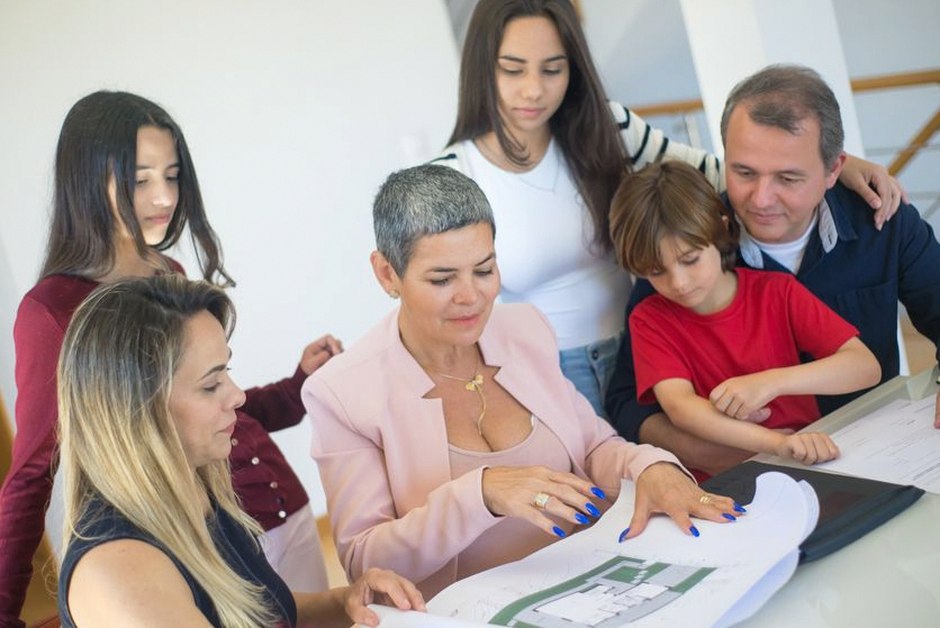 family financial planning consultation