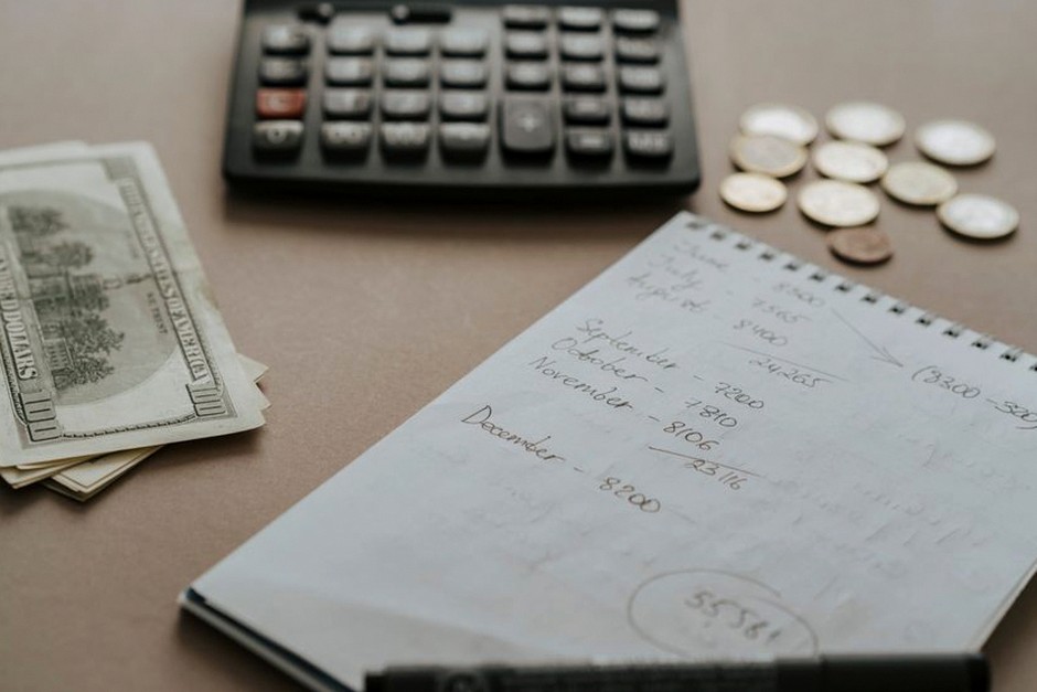 financial planning notebook calculator