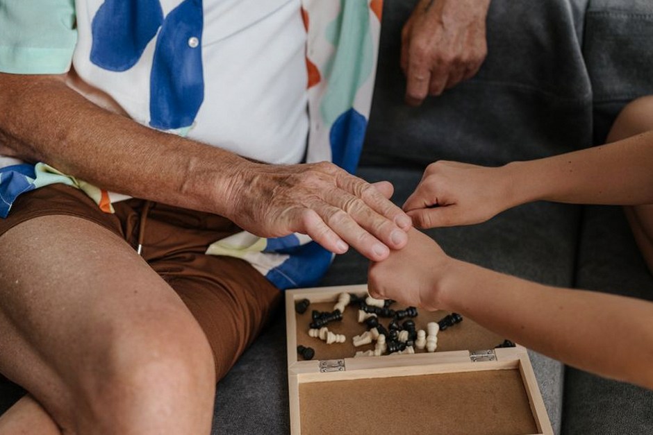 elderly generation mentoring young people