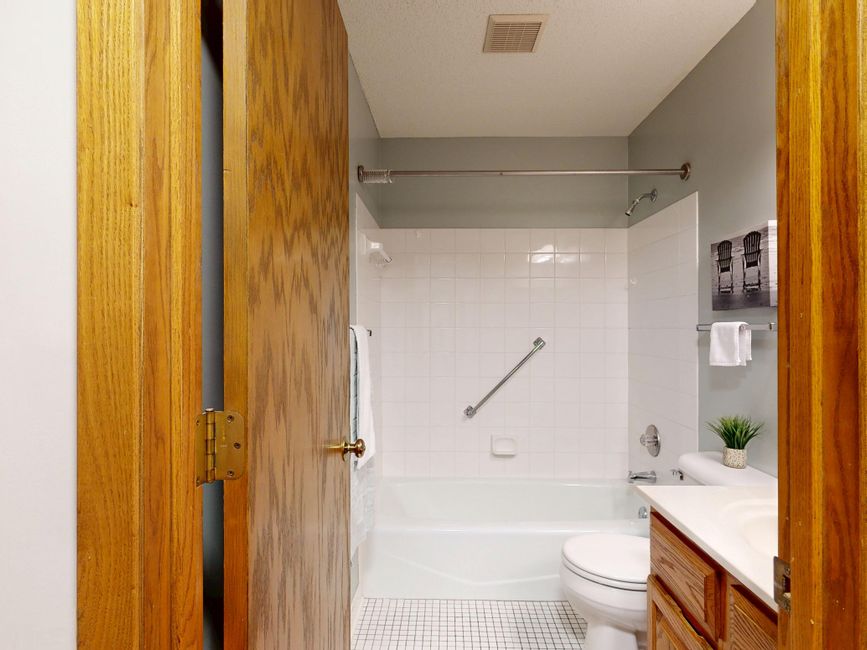 home safety bathroom grab bar senior
