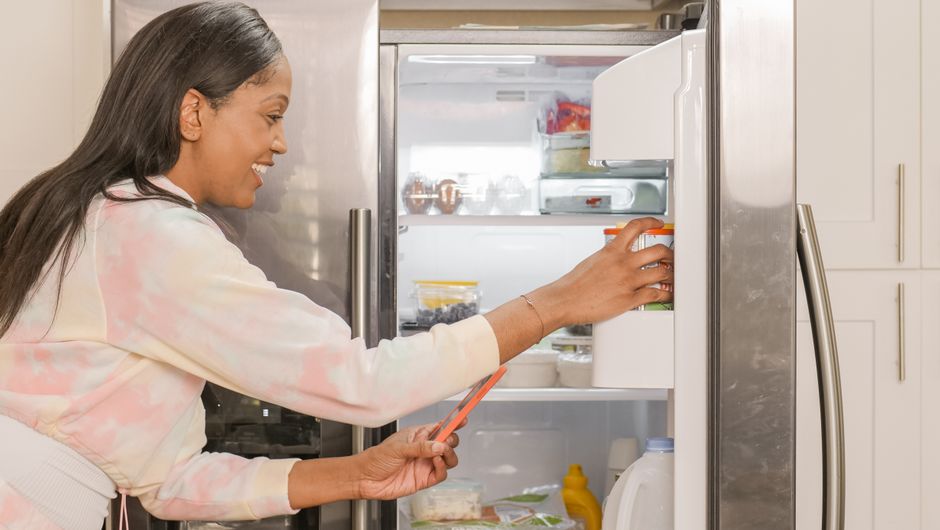 organized refrigerator food storage