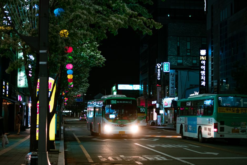 bus rapid transit korea city street